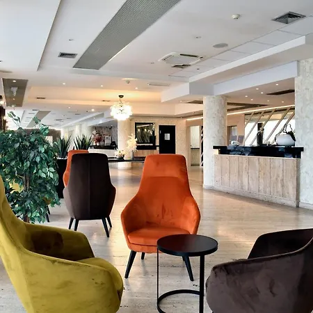 Palace Rome Fiano Hotel