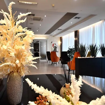 Hotel Palace Rome Fiano 4*