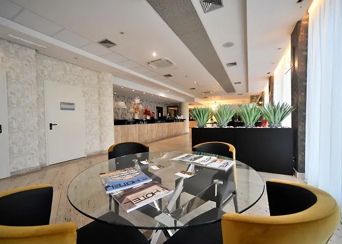 Hotel Palace Rome Fiano