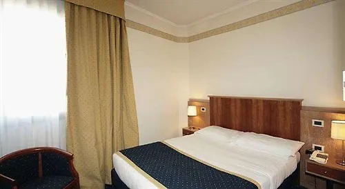 Hotel Palace Rome Fiano 4*